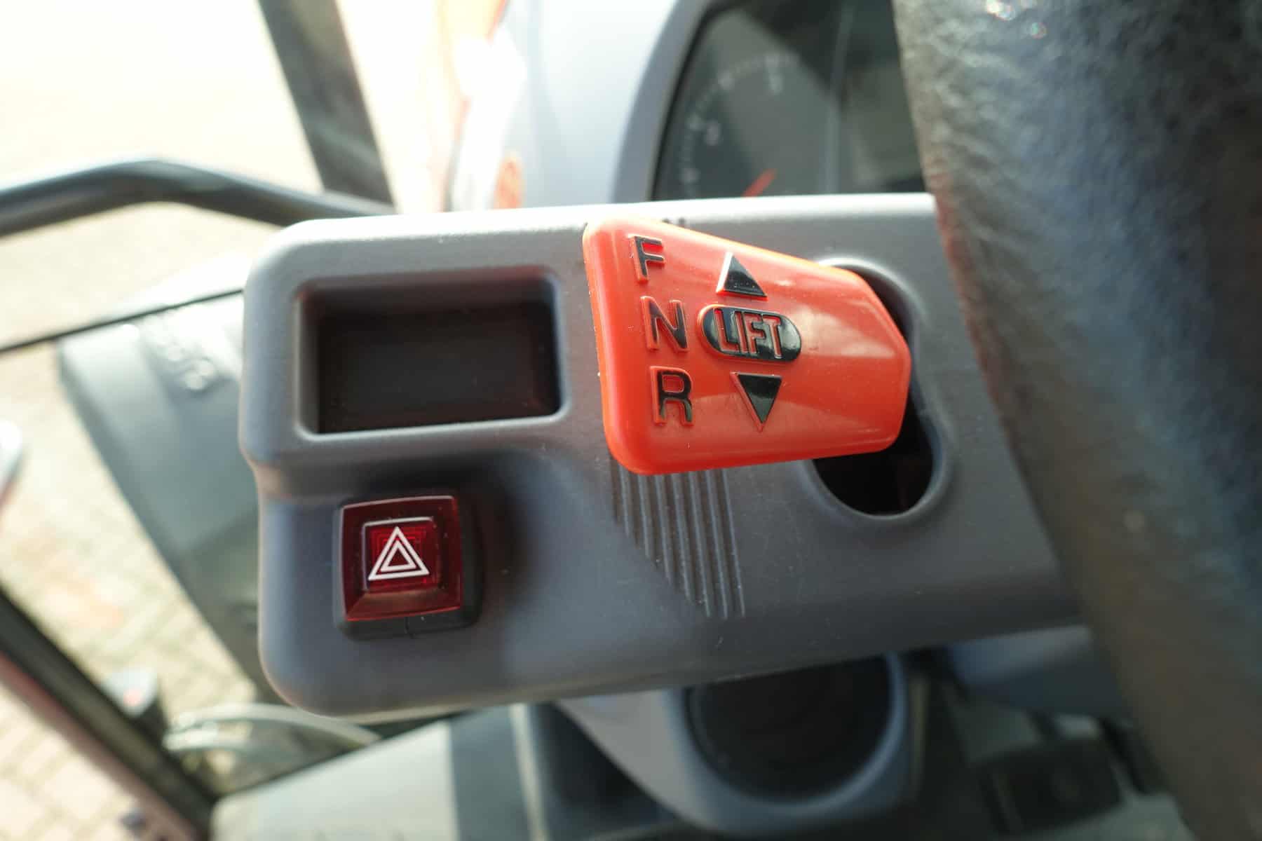 Kubota M4062 4wd - Afbeelding 15