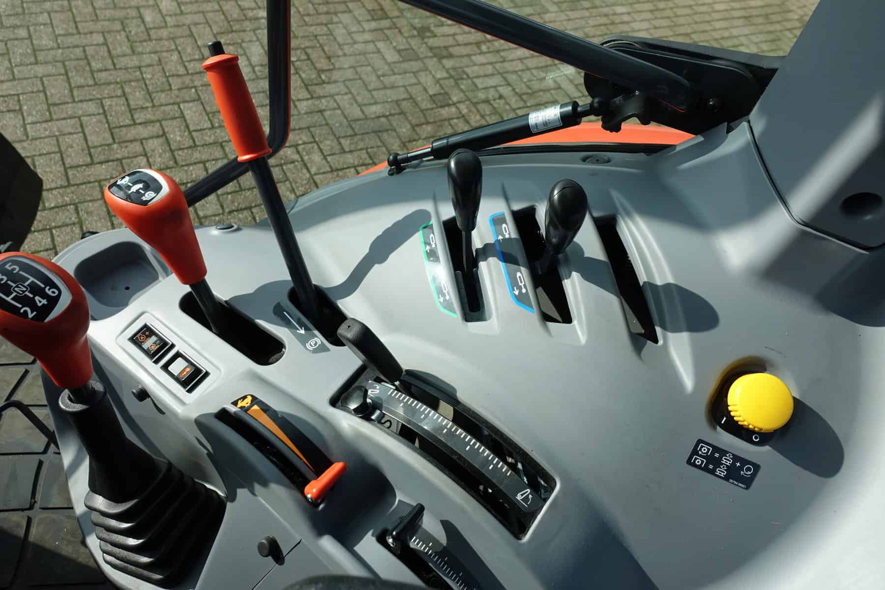 Kubota M4062 4wd - Afbeelding 19