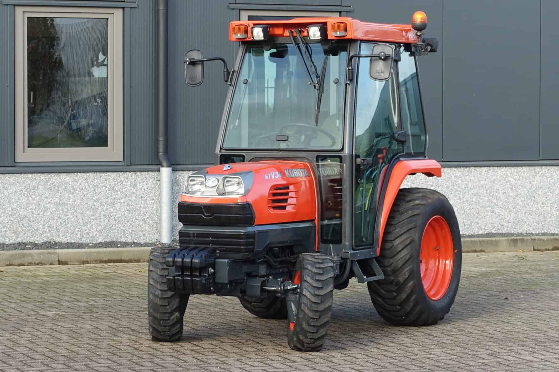 Kubota STV-36 4wd HST