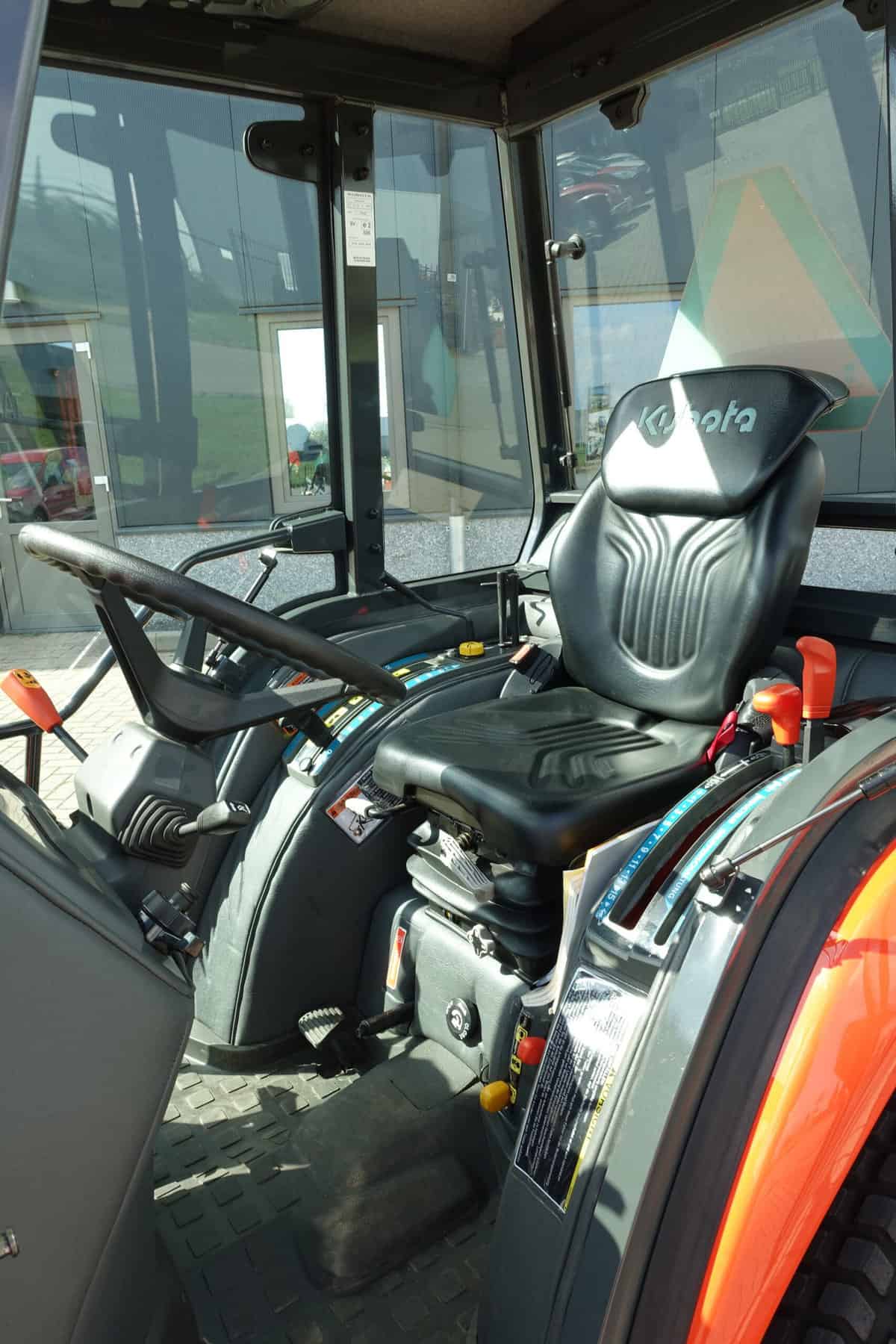 Kubota STV32 4wd HST - Afbeelding 13