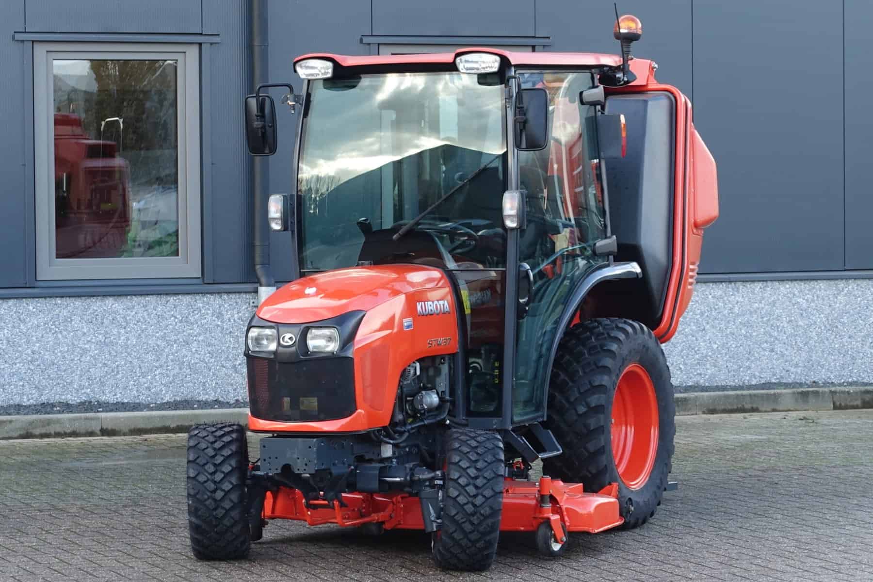 Kubota STW37 4wd HST