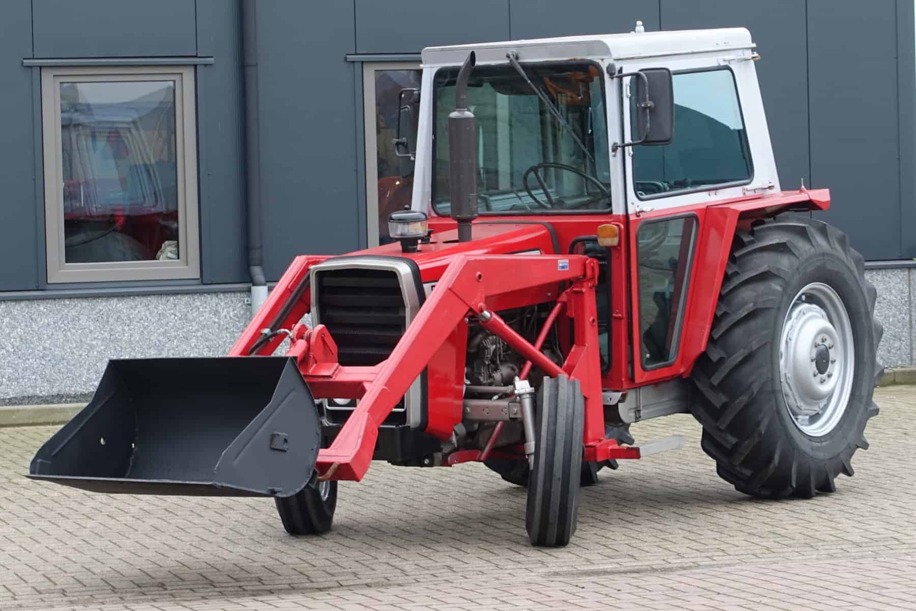 Massey Ferguson 560 2wd
