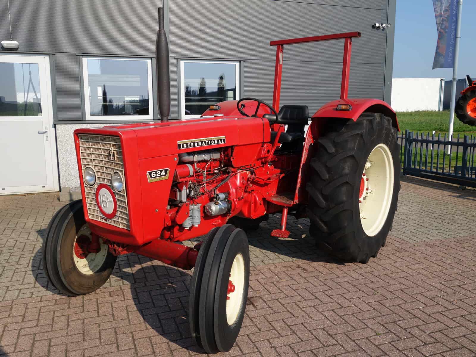 Mc Cormick 624 2wd - Afbeelding 3