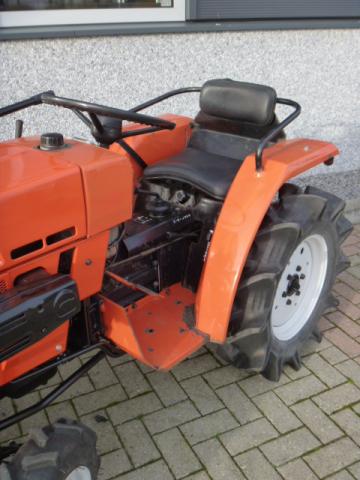 Hinomoto C144 4wd - Afbeelding 6