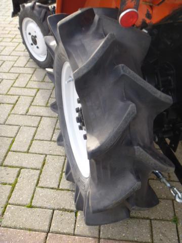 Hinomoto C144 4wd - Afbeelding 13