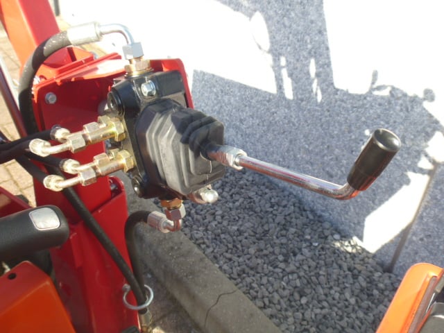 Hinomoto N189 4wd - Afbeelding 13