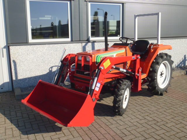 Hinomoto N239 4wd - Afbeelding 2