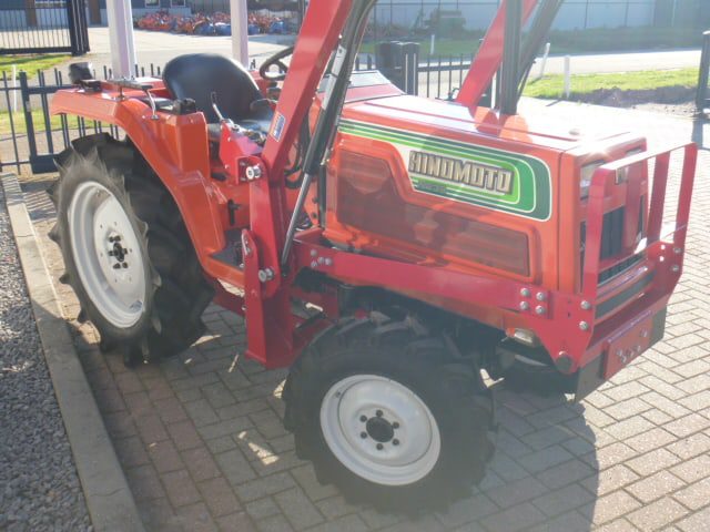 Hinomoto N239 4wd - Afbeelding 3