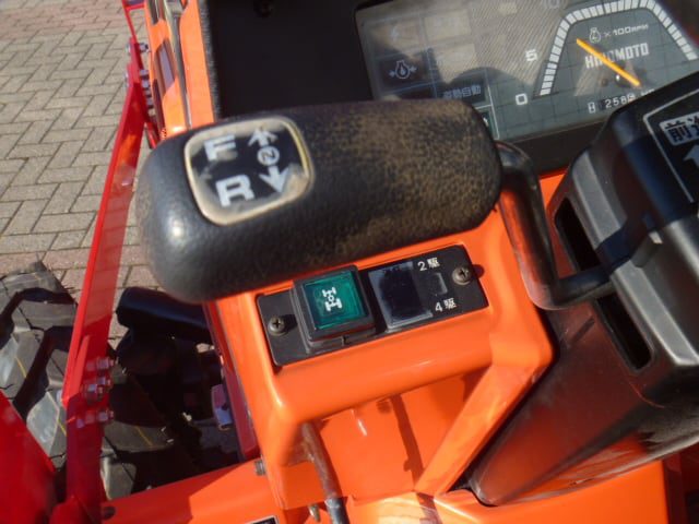 Hinomoto N239 4wd - Afbeelding 12