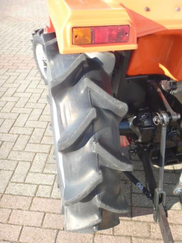 Hinomoto N239 4wd - Afbeelding 19