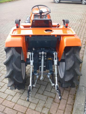 Kubota B1600 2wd - Afbeelding 12