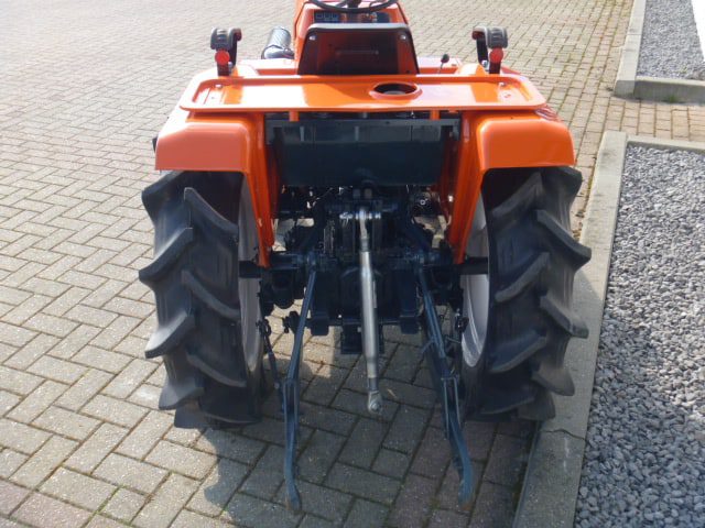 Kubota B1600 4wd - Afbeelding 10