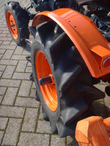 Kubota B6000 4wd - Afbeelding 12