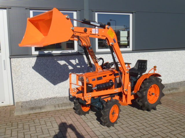 Kubota B7001 4wd - Afbeelding 4