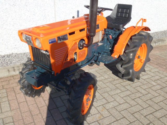 Kubota B7001 4wd - Afbeelding 4