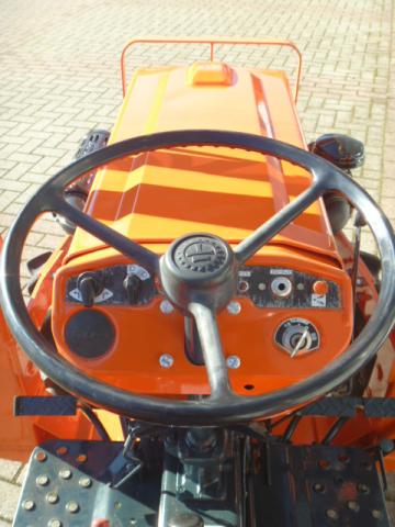 Kubota B7001 4wd - Afbeelding 11