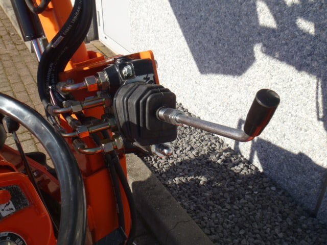 Kubota B7001 4wd - Afbeelding 12