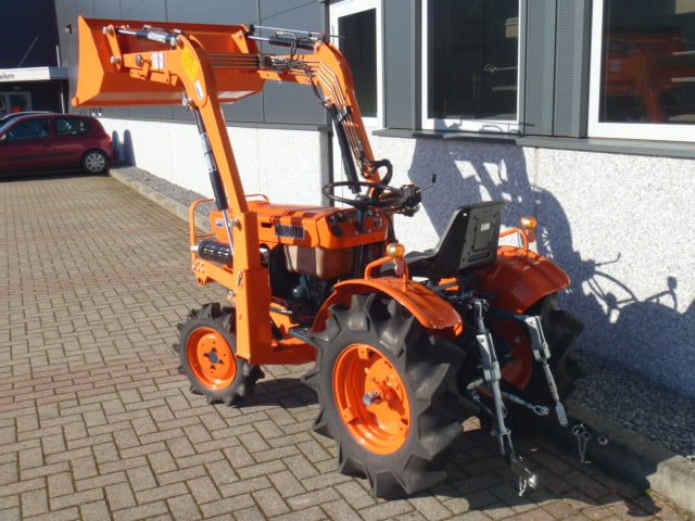 Kubota B7001 4wd - Afbeelding 14