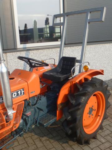Kubota L1501 2wd - Afbeelding 10
