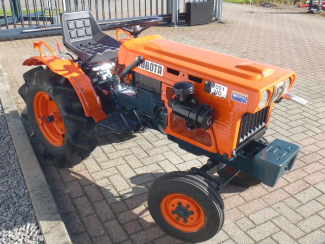 Kubota B7001 2wd - Afbeelding 3