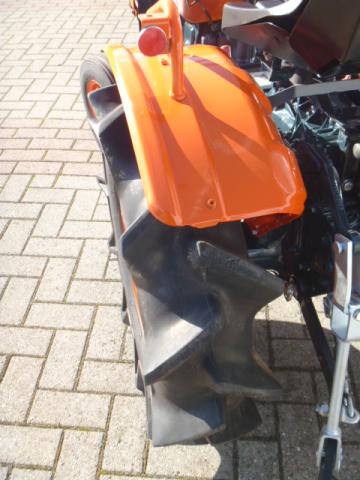 Kubota B7001 2wd - Afbeelding 12