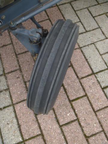 Mitsubishi D1300 2wd - Afbeelding 11