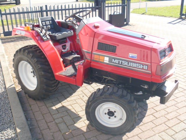 Mitsubishi MT16 4wd - Afbeelding 3