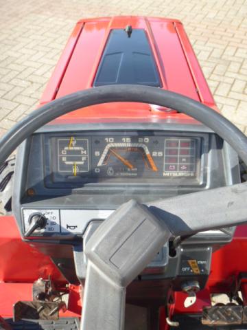 Mitsubishi MT16 4wd - Afbeelding 12