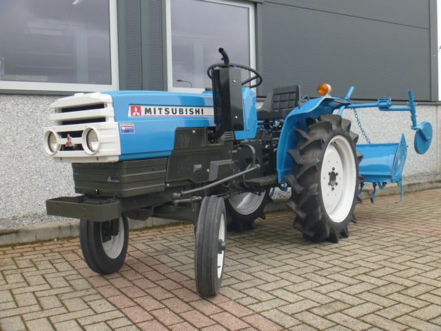 Mitsubishi D2350 2wd - Afbeelding 16