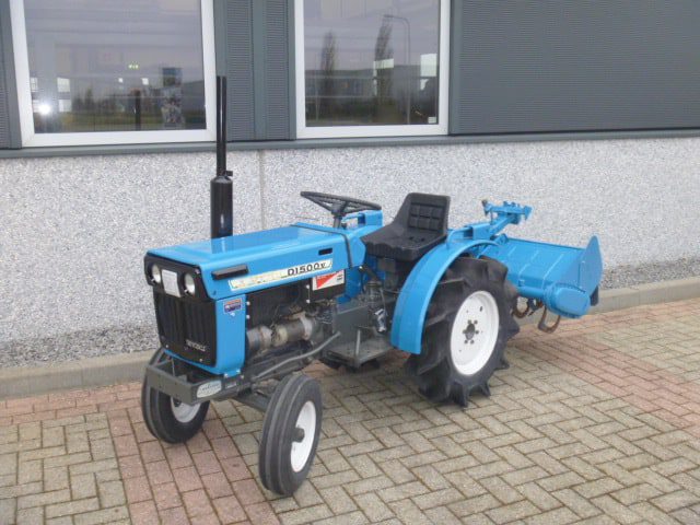 Mitsubishi D1500 2wd