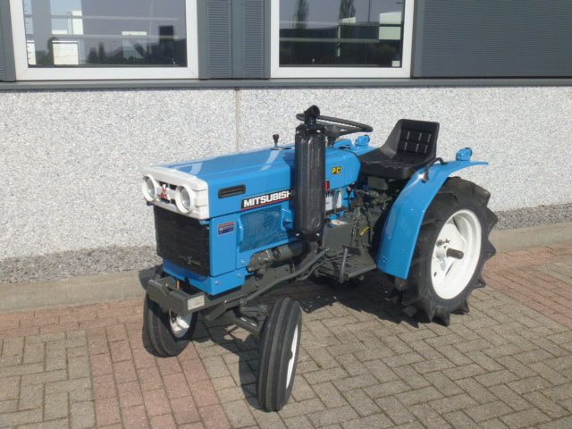 Mitsubishi D1550 2wd