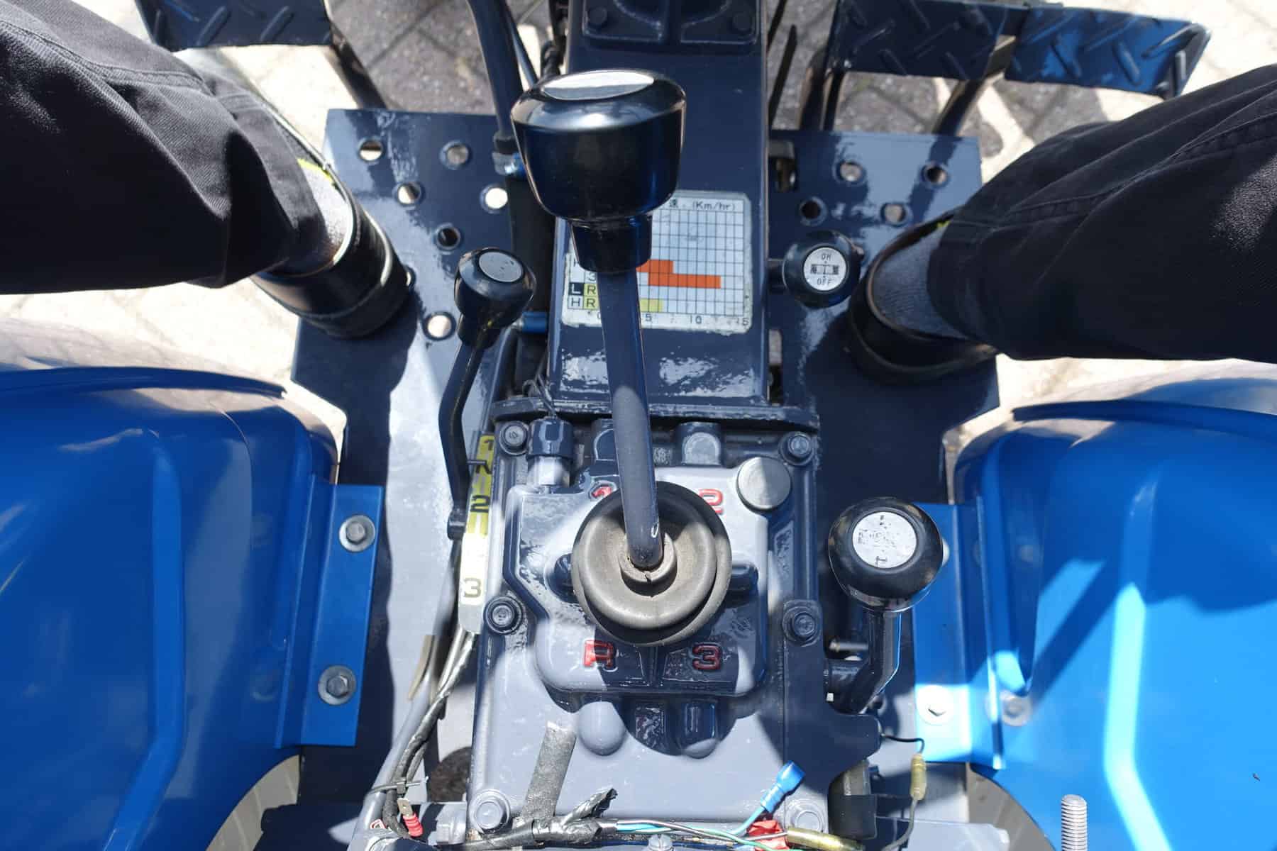 Mitsubishi D1550 4wd - Afbeelding 11