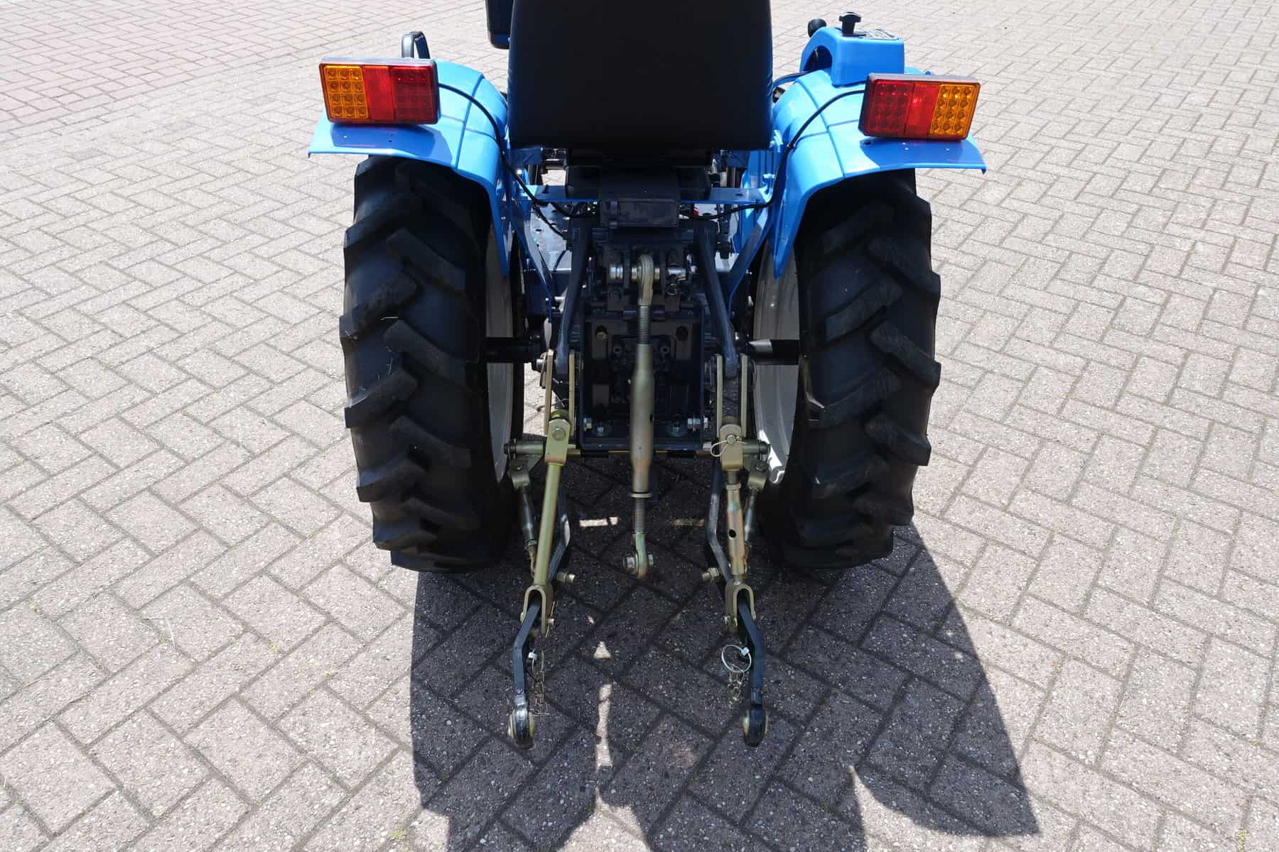 Mitsubishi D1550 4wd - Afbeelding 14