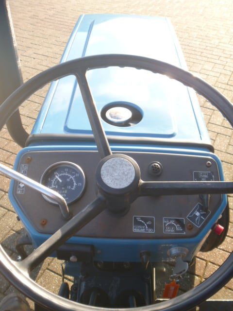 Mitsubishi D1800 2wd - Afbeelding 16