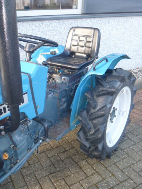 Mitsubishi D1800 2wd - Afbeelding 8