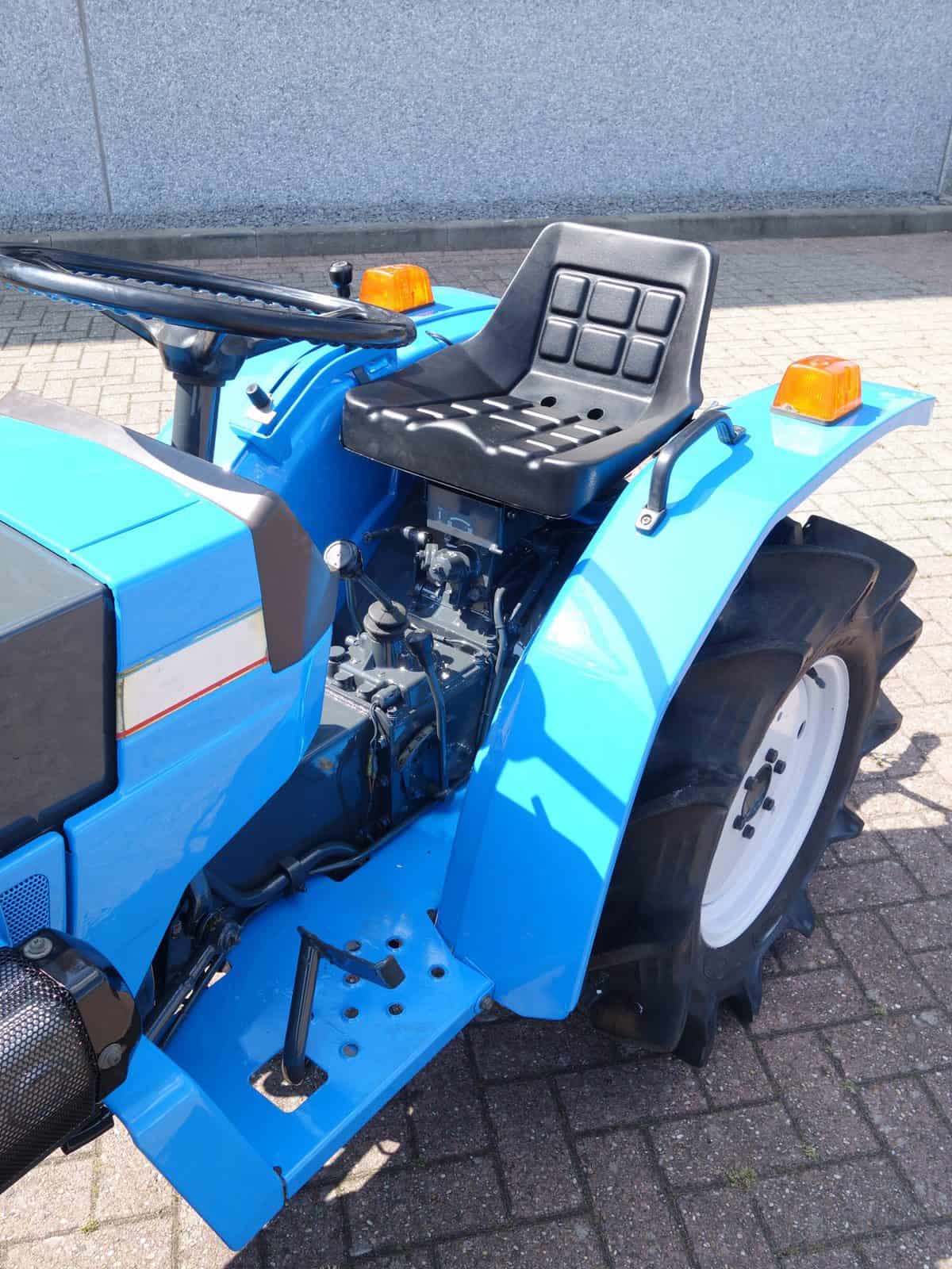 Mitsubishi MT1401 4wd - Afbeelding 8