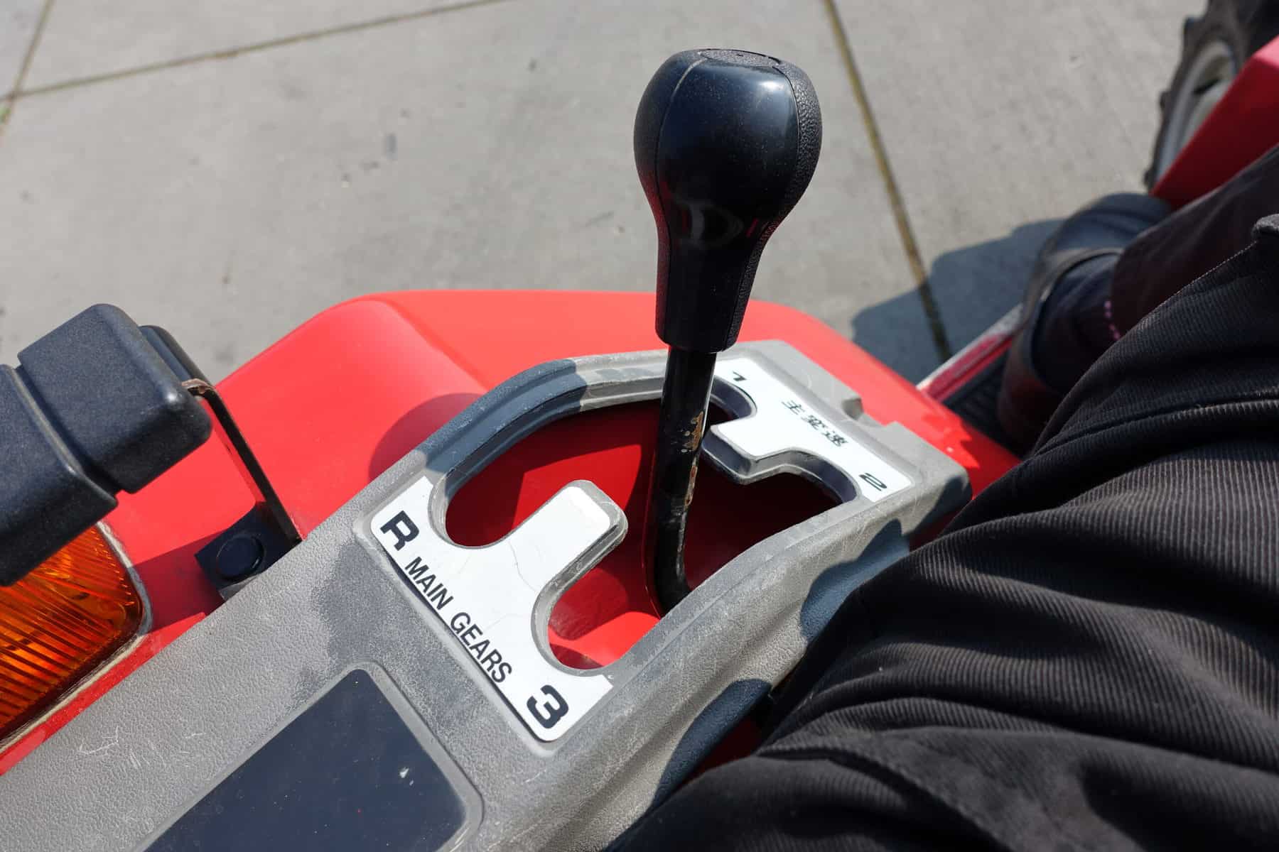 Mitsubishi MT16 4wd - Afbeelding 12