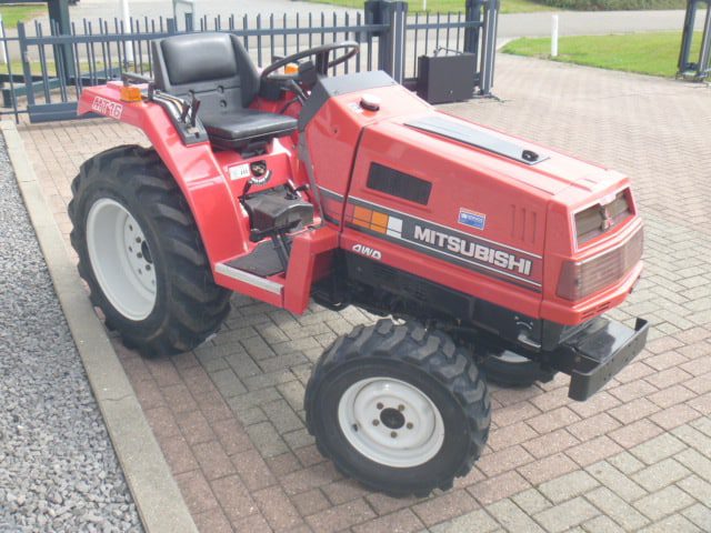 Mitsubishi MT16 4wd - Afbeelding 2