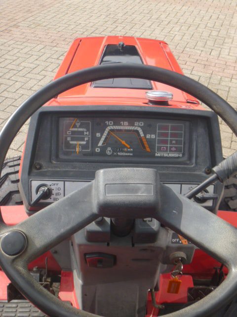 Mitsubishi MT16 4wd - Afbeelding 10