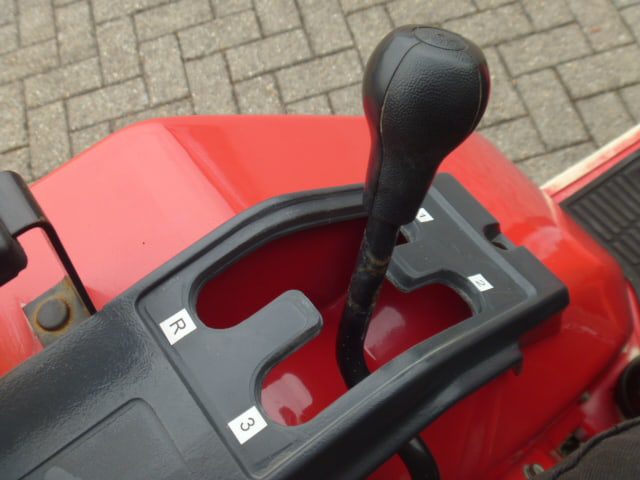 Mitsubishi MT16 4wd - Afbeelding 12