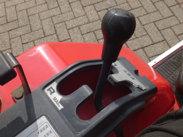 Mitsubishi MT16 4wd - Afbeelding 12