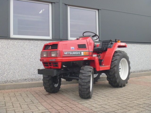 Mitsubishi MT16 4wd - Afbeelding 19
