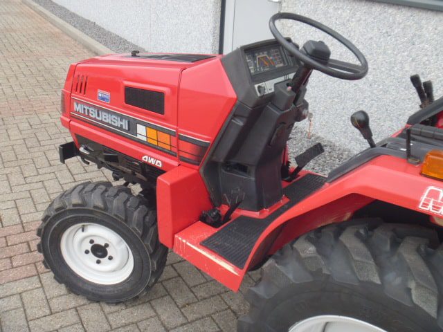 Mitsubishi MT16 4wd - Afbeelding 4