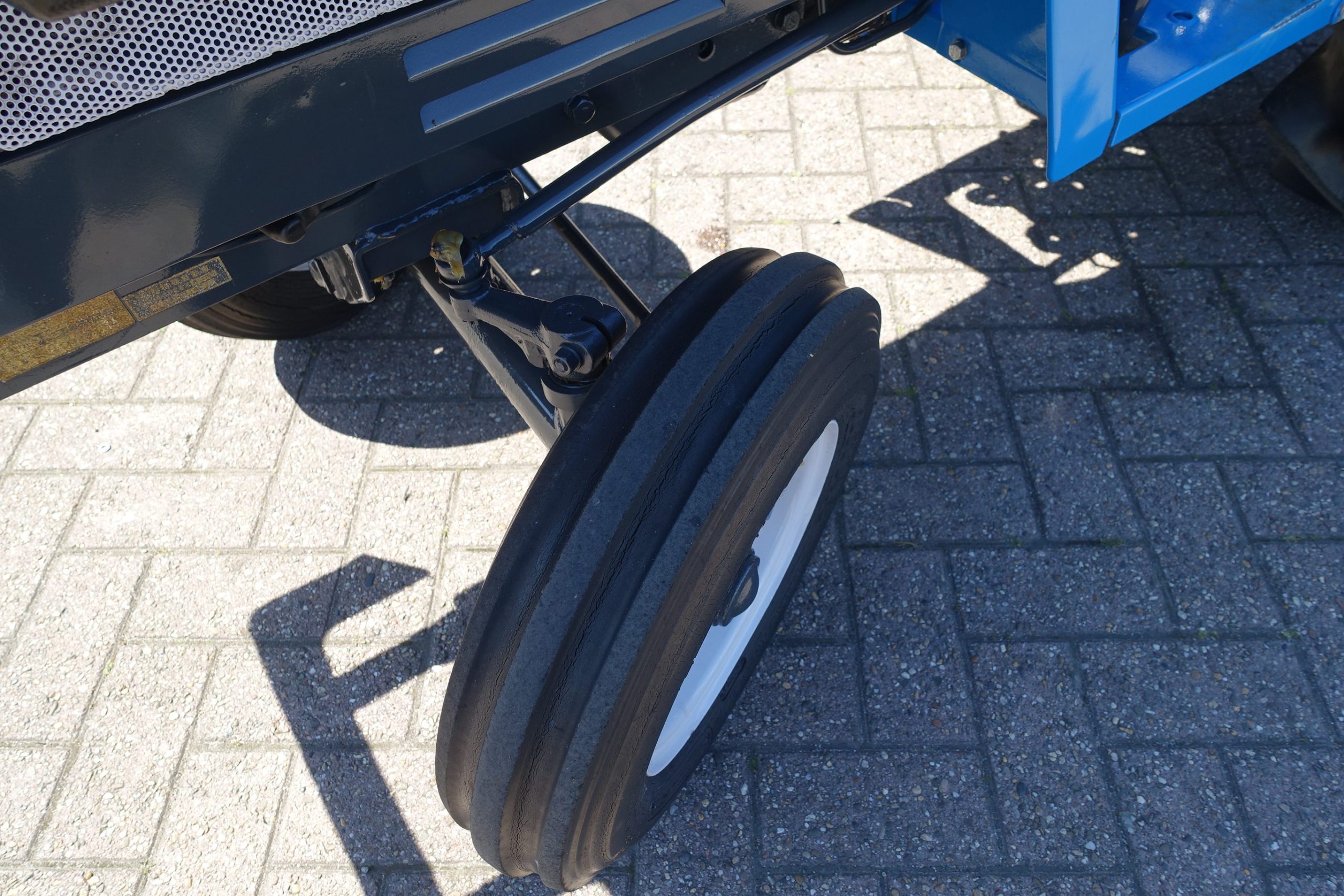 Mitsubishi MT1401 2wd - Afbeelding 18