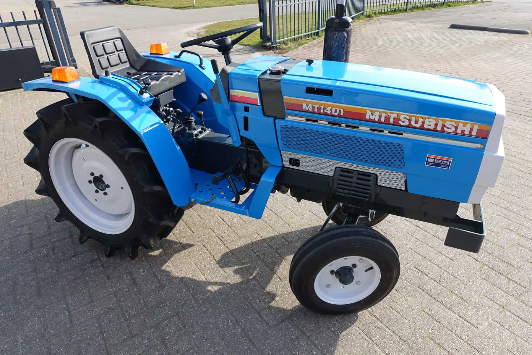 Mitsubishi MT1601 2wd - Afbeelding 2