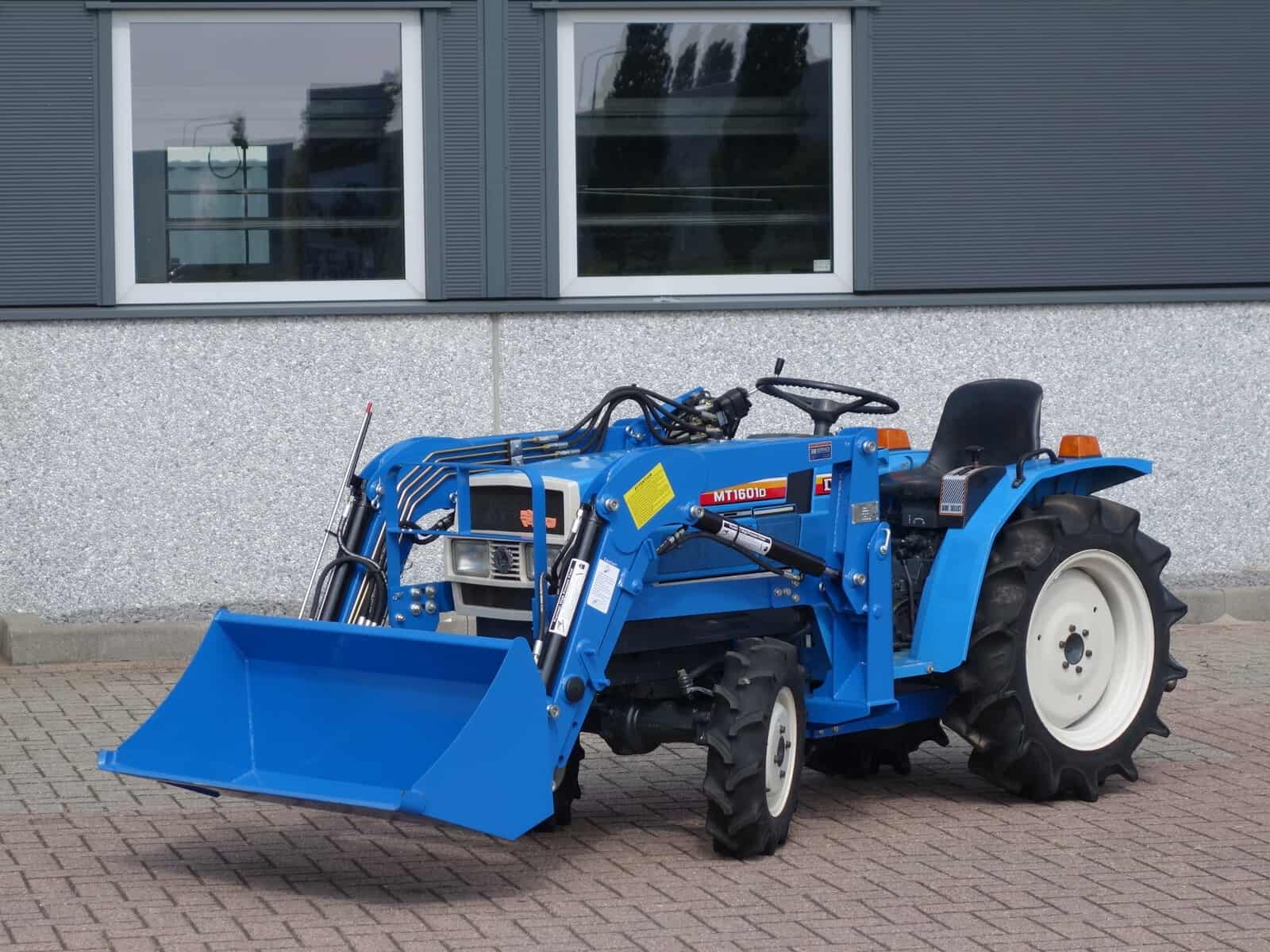 Mitsubishi MT1601 4wd