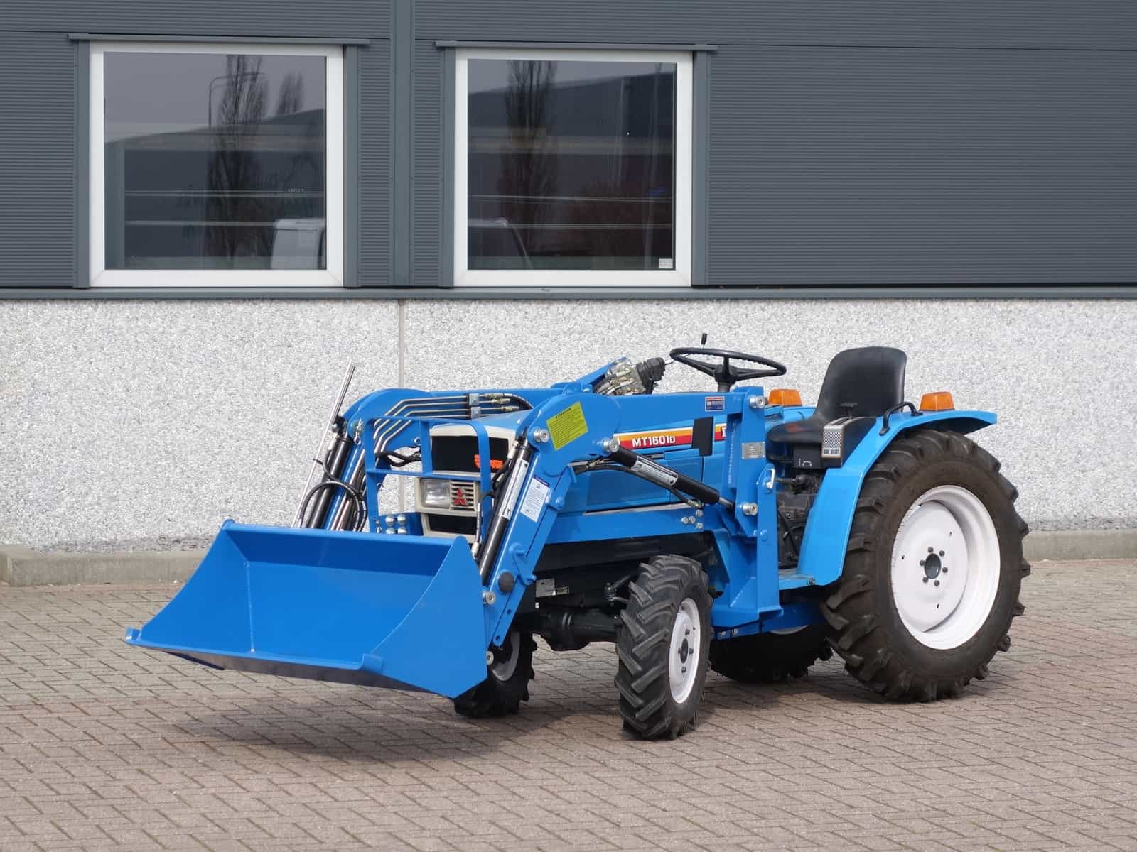 Mitsubishi MT1601 4wd