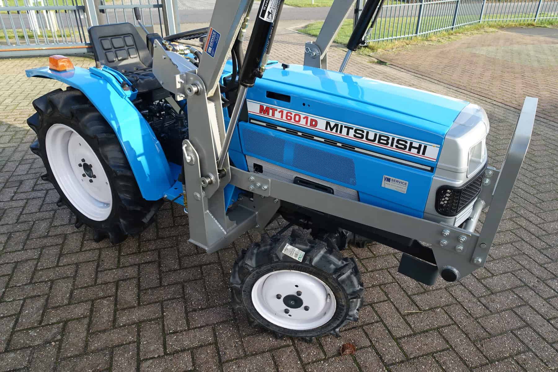 Mitsubishi MT1601 4wd - Afbeelding 2