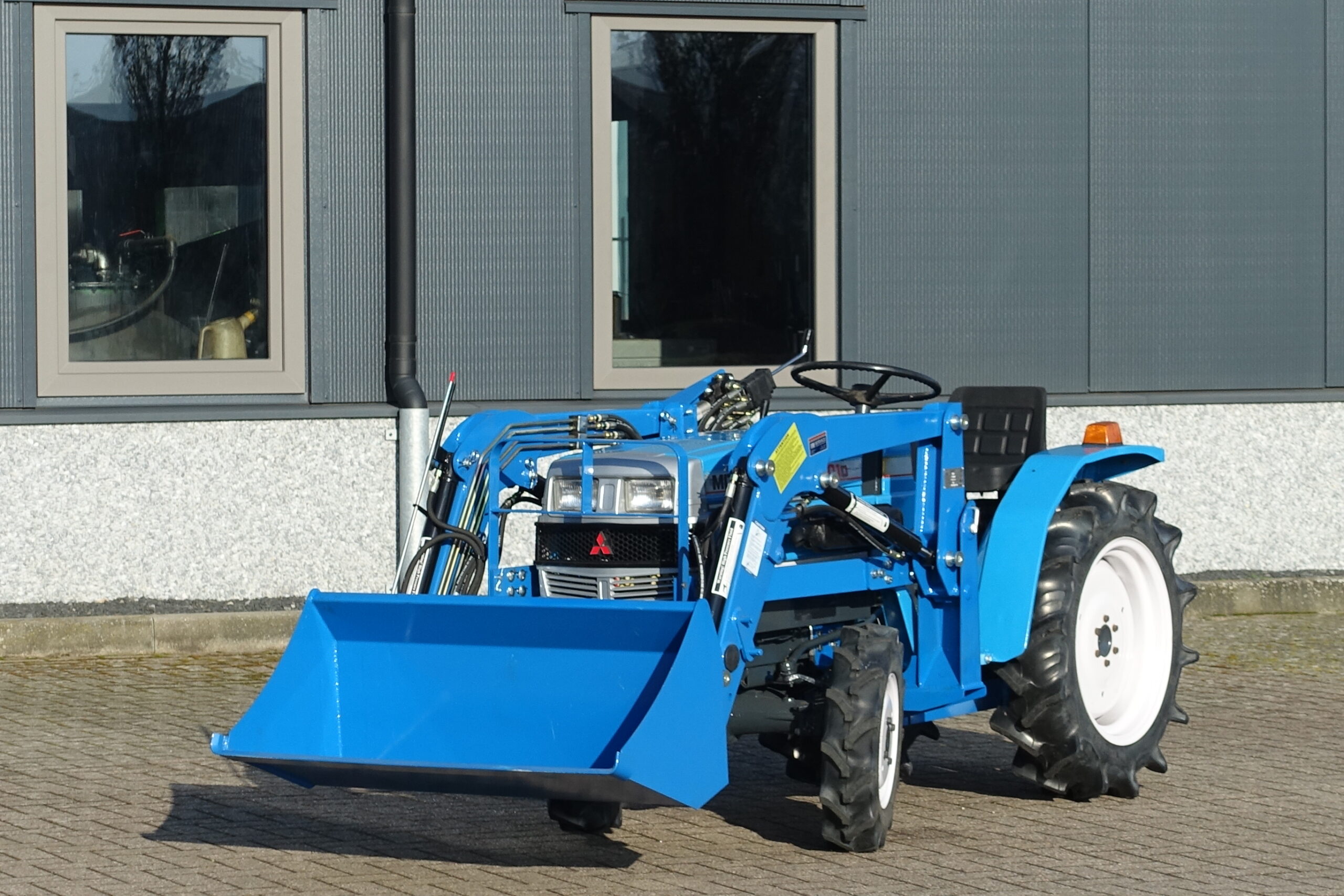 Mitsubishi MT1601 4wd