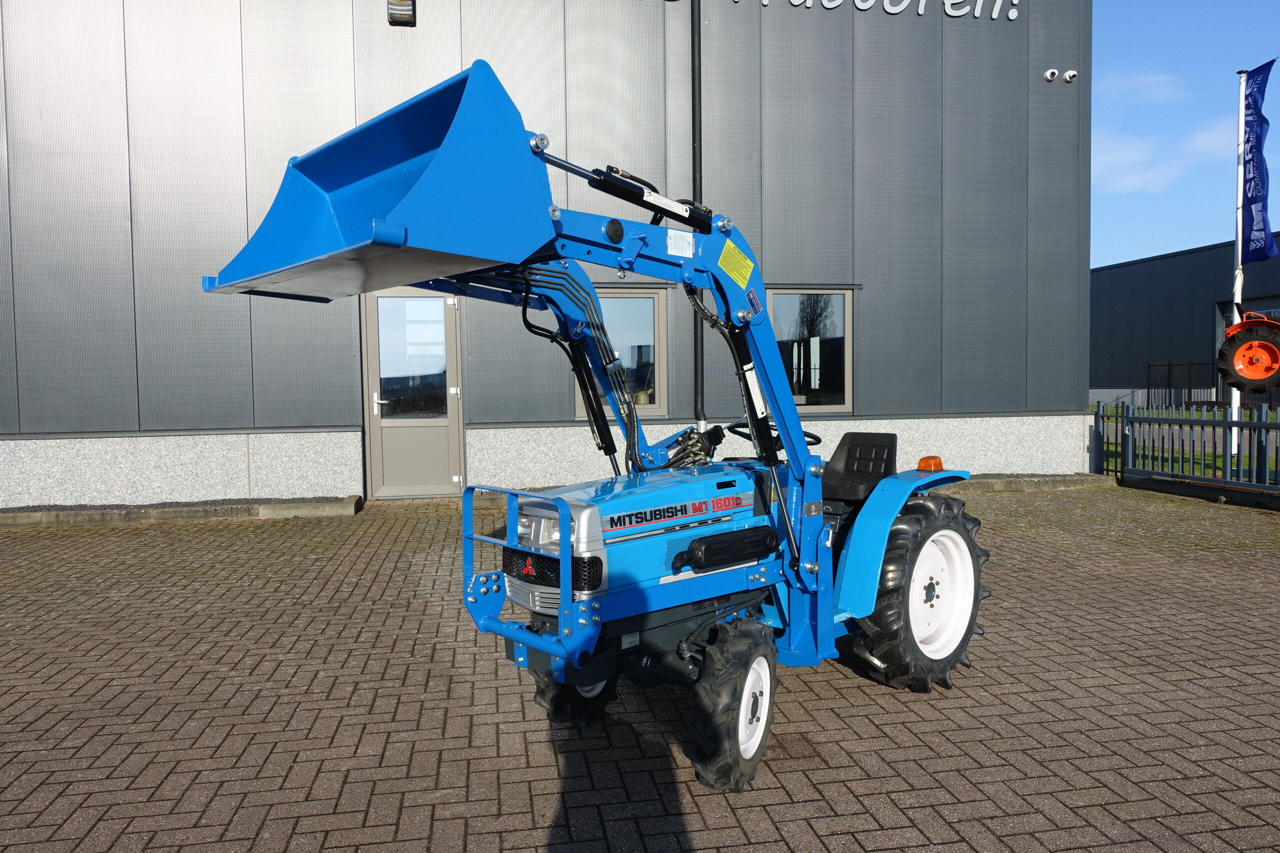 Mitsubishi MT1601 4wd - Afbeelding 3